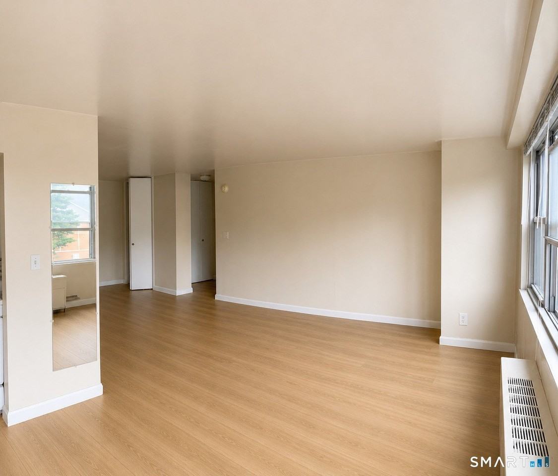 2625 Park Ave #3F - Photo 4 of 11
