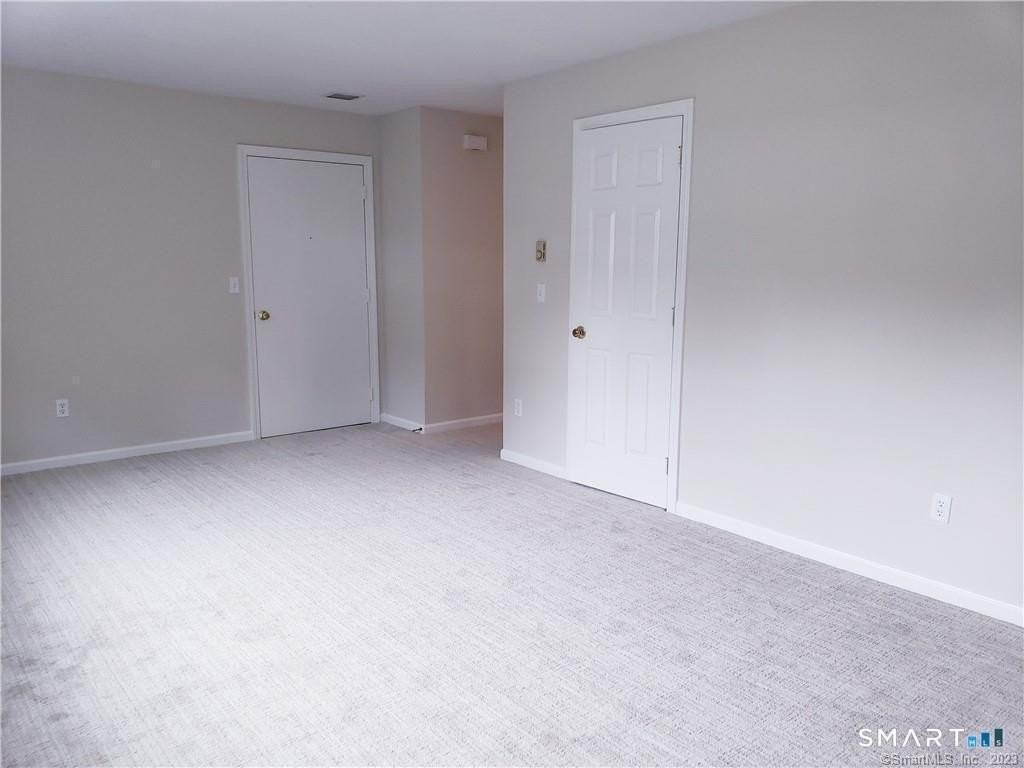 10 Brantwood Dr #10 - Photo 5 of 15