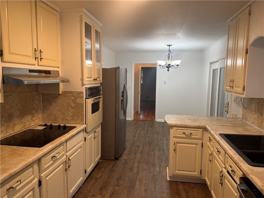 4254 Burleigh Dr - Photo 6 of 18