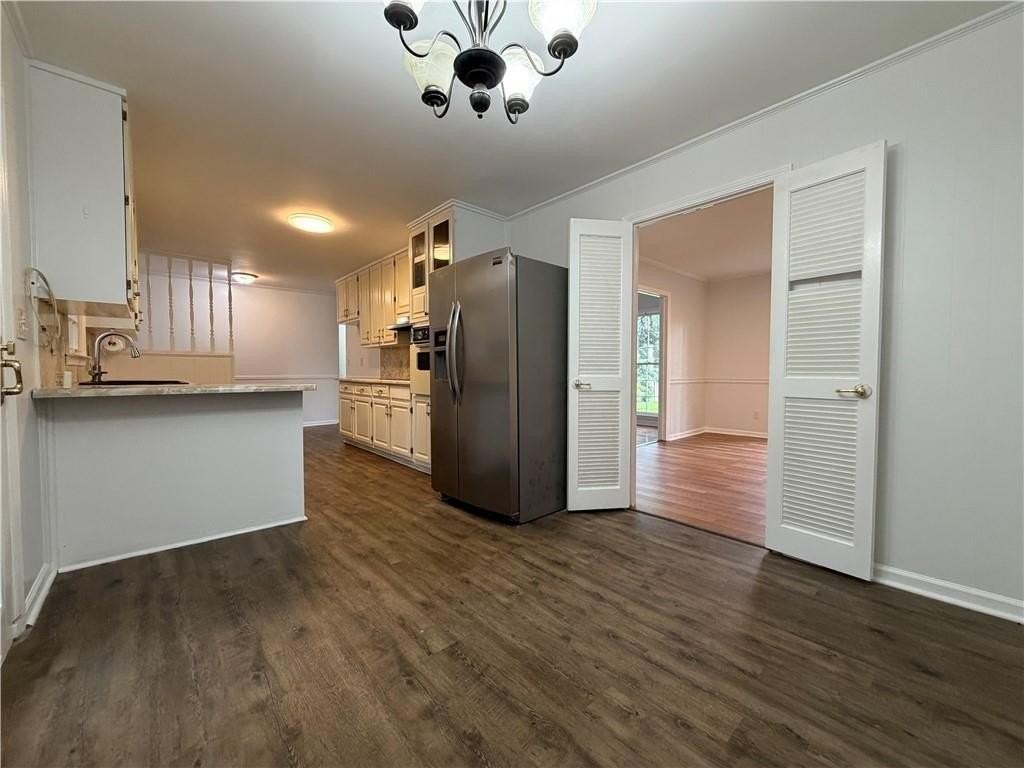 4254 Burleigh Dr - Photo 7 of 18
