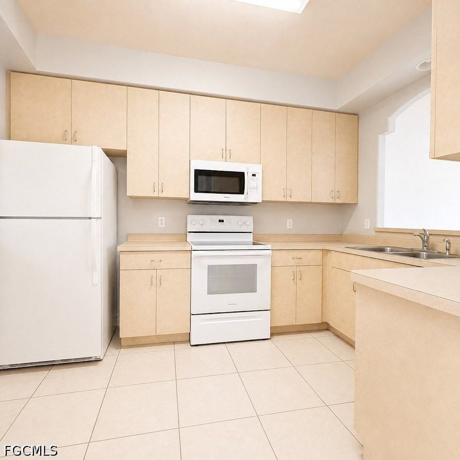 1126 Sw 47th Ter #103 - Photo 4 of 11