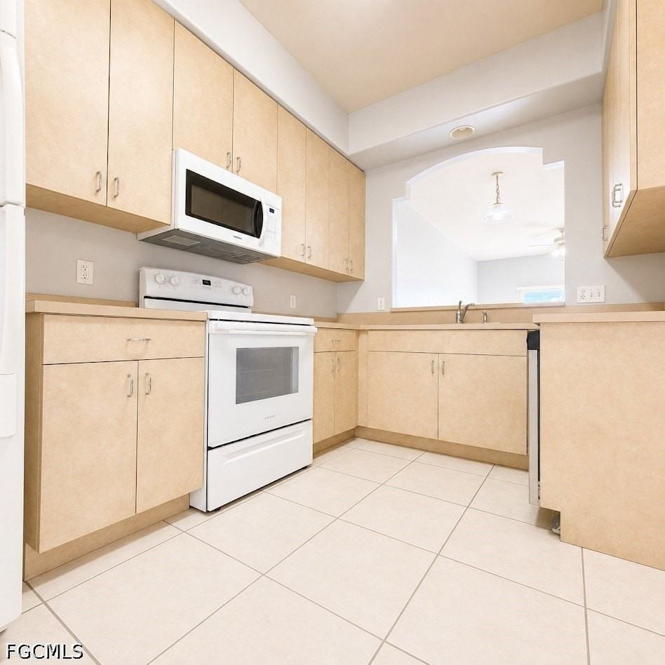 1126 Sw 47th Ter #103 - Photo 5 of 11