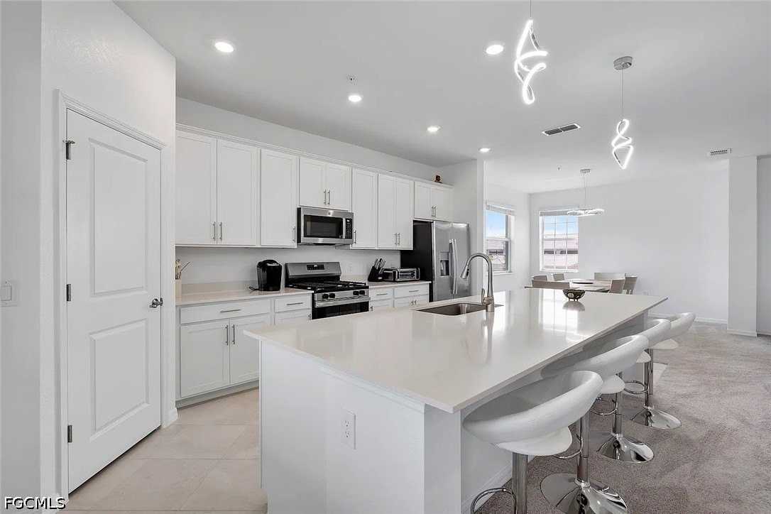 15188 Bluffton Ln #1522 - Photo 3 of 50