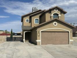 featured image of 809 Desert Moon Dr