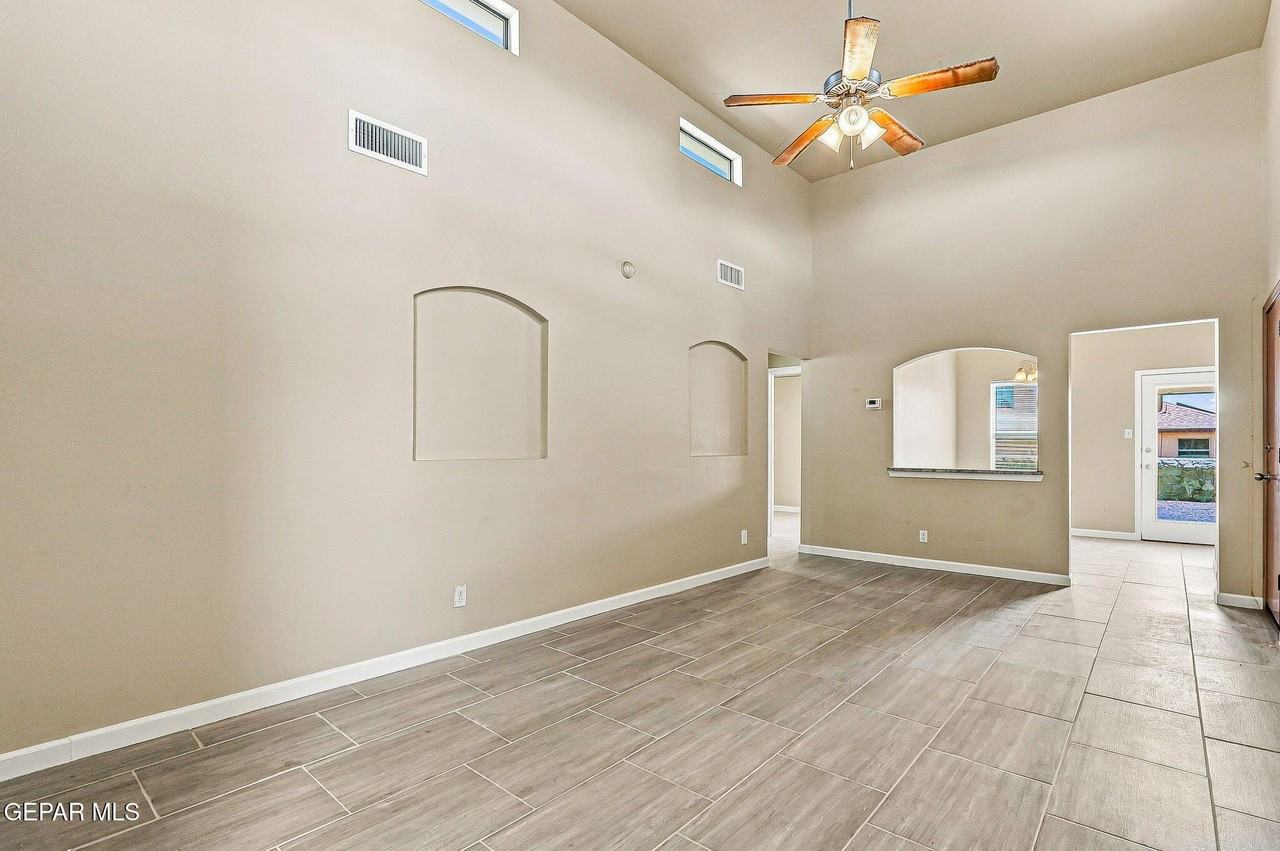 11616 Mocha Dune Dr - Photo 3 of 26