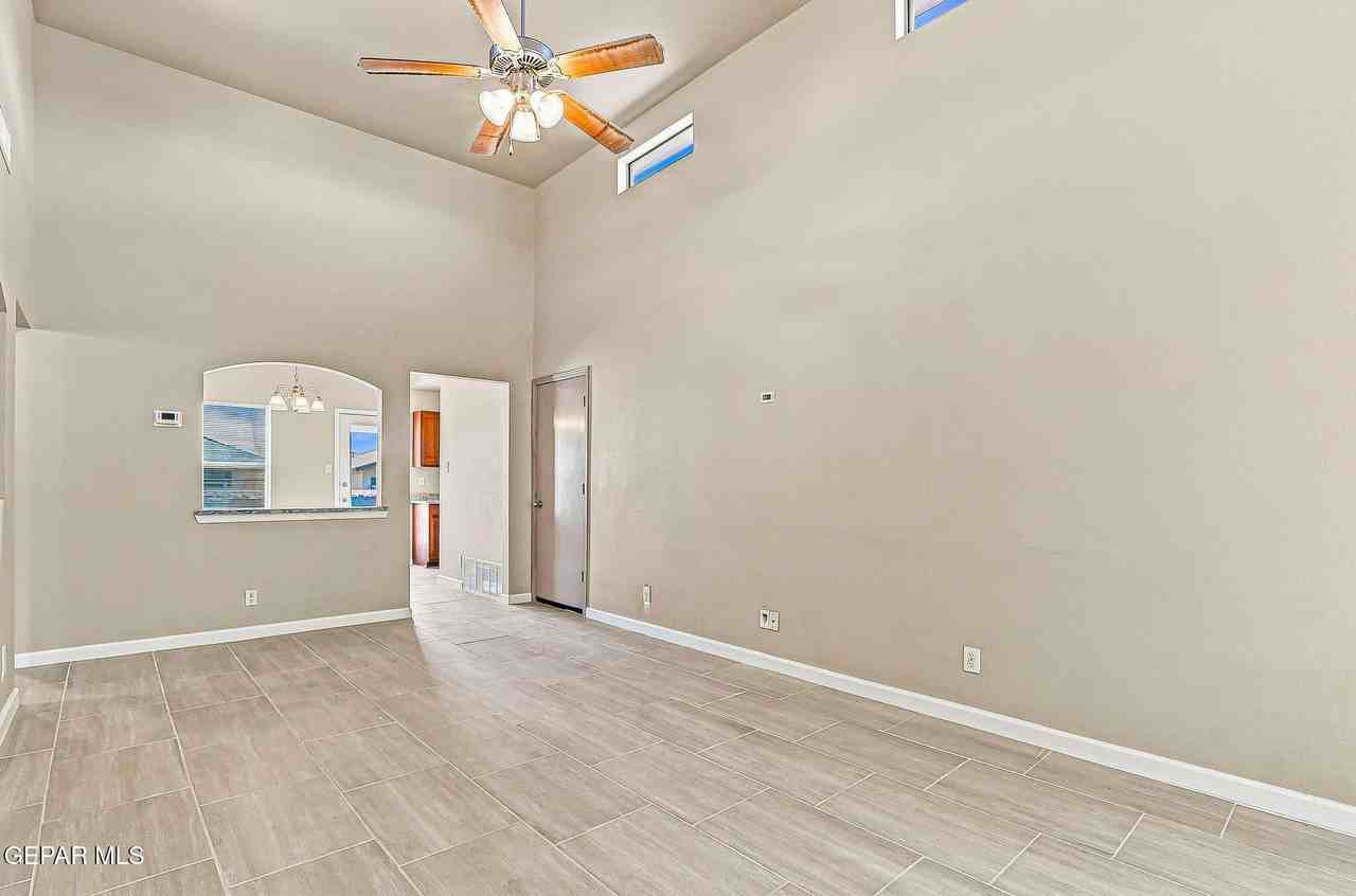 11616 Mocha Dune Dr - Photo 4 of 26