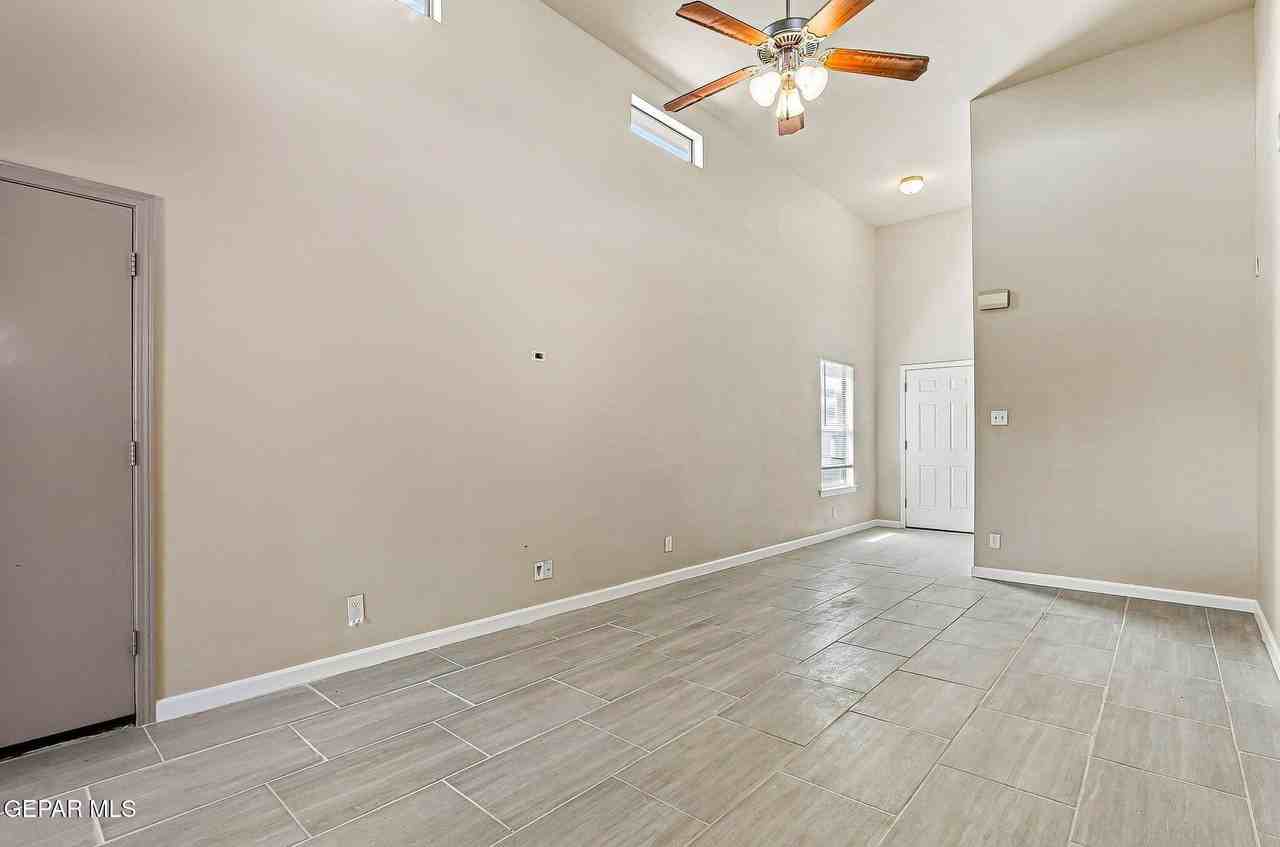 11616 Mocha Dune Dr - Photo 5 of 26