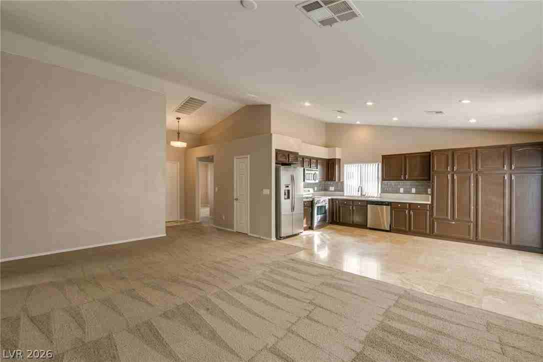 1831 Swallow Hill Ave - Photo 4 of 32