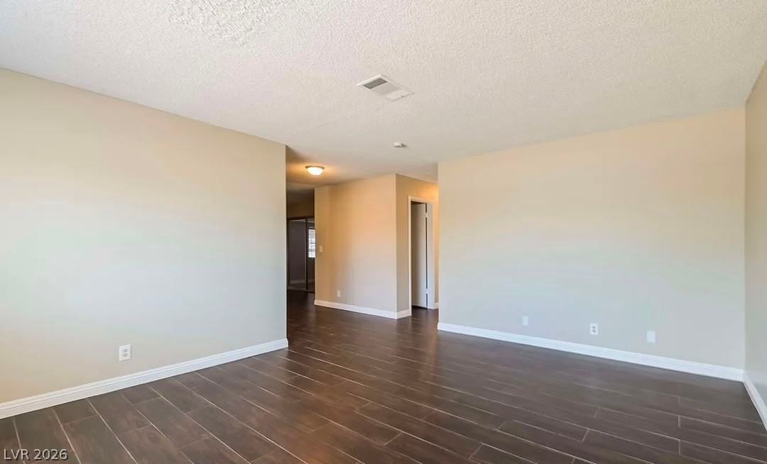 420 Chateau Dr - Photo 4 of 7