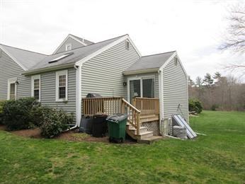 25 Reservoir Rd - Photo 2 of 17