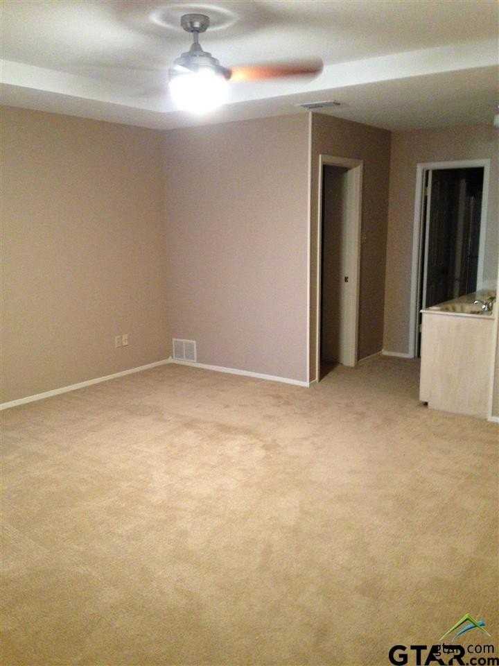 1602 Timber Creek Dr - Photo 2 of 18