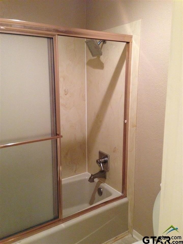 1602 Timber Creek Dr - Photo 3 of 18