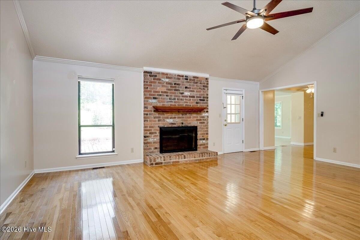 6 Foxhil Dr - Photo 3 of 27