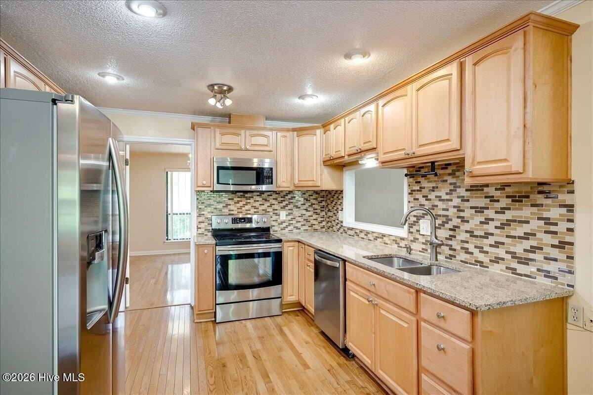 6 Foxhil Dr - Photo 6 of 27