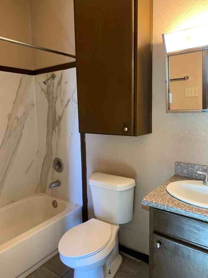 226 Cherry St #5 - Photo 6 of 6