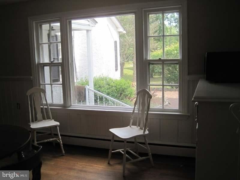 2215 Bustard Rd - Photo 3 of 7