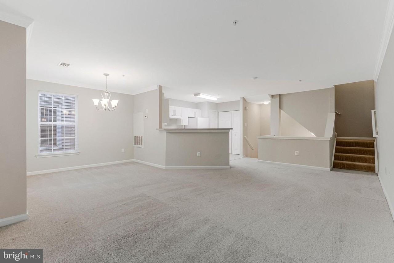 12747 Fair Briar Ln - Photo 7 of 45
