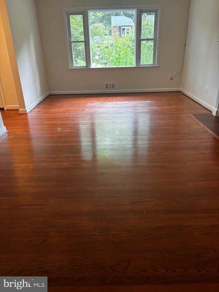 3329 Military Dr - Photo 4 of 22