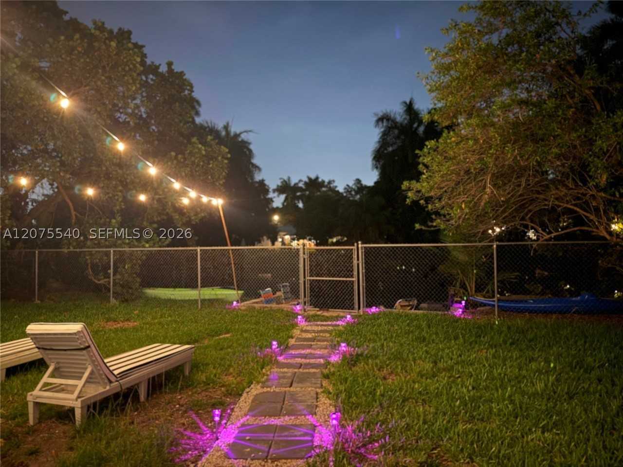 119 Nw 85th St #1 - Photo 4 of 23