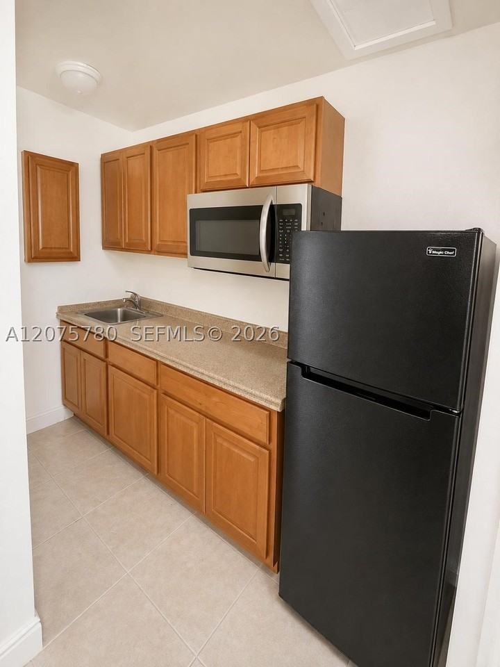 633 Mokena Dr #1 - Photo 3 of 4