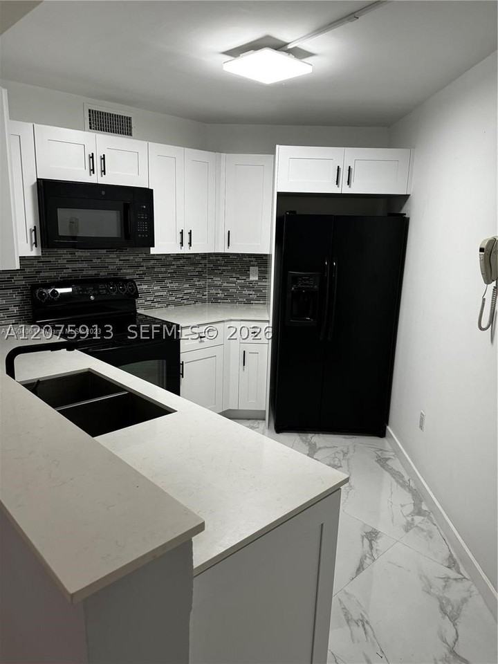 10257 Nw 9th Street Cir #102-10 - Photo 5 of 12