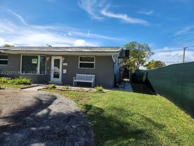 3345 Hayes St - Photo 1 of 1