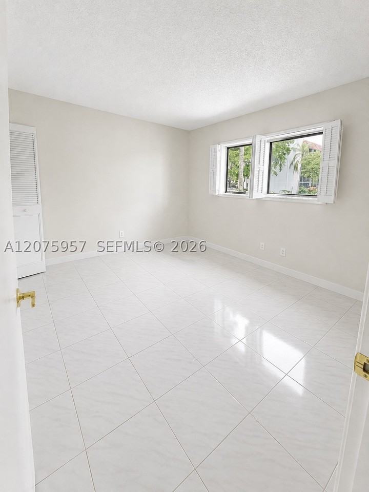 3591 Inverrary Dr #104 - Photo 6 of 7