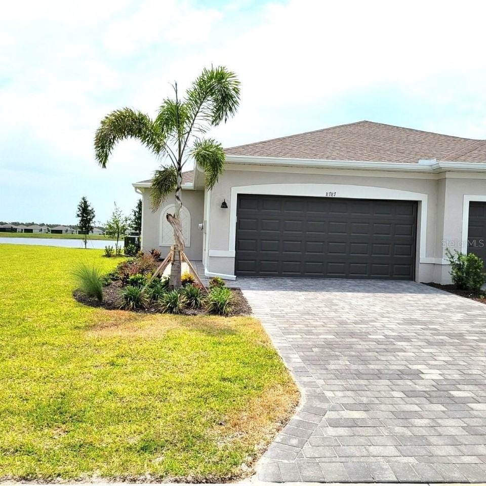 8787 Saint Kitts Cir - Photo 2 of 21