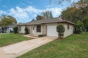 924 Poplar Dr - Photo 2 of 18