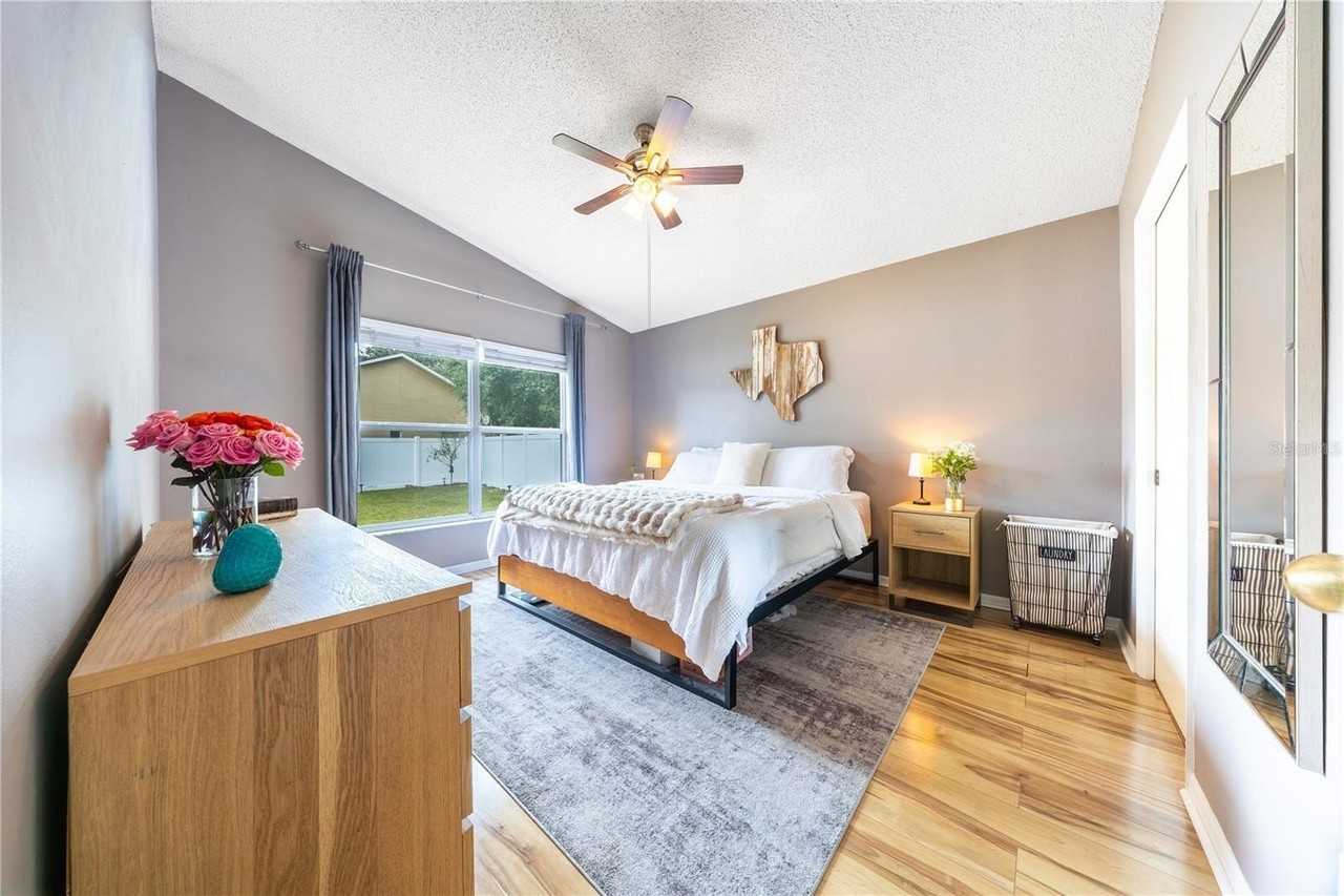 1321 Whitewood Way - Photo 4 of 18