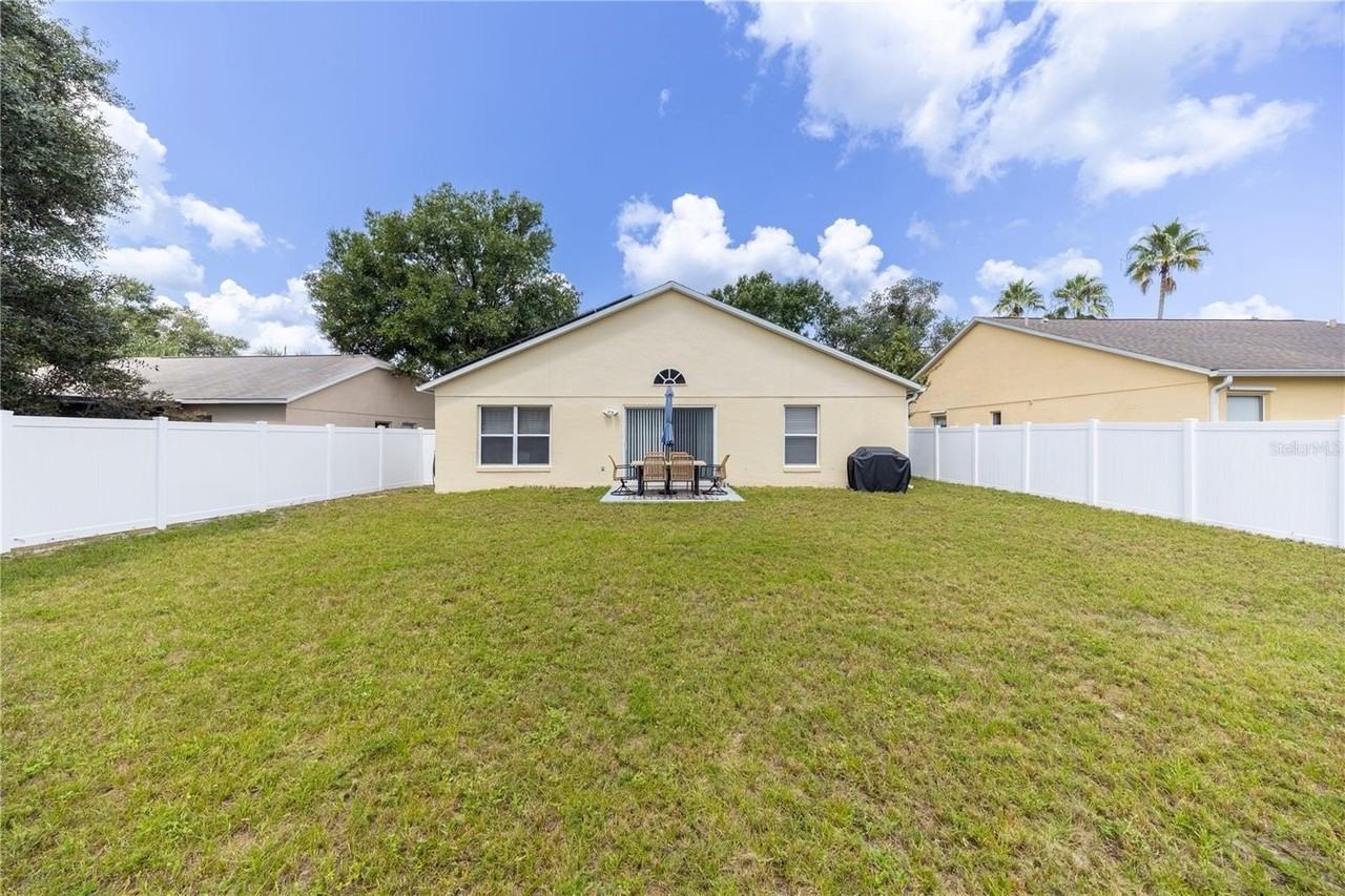 1321 Whitewood Way - Photo 5 of 18