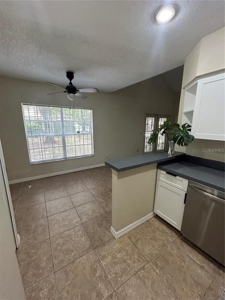 4540 Oak Arbor Cir - Photo 7 of 20