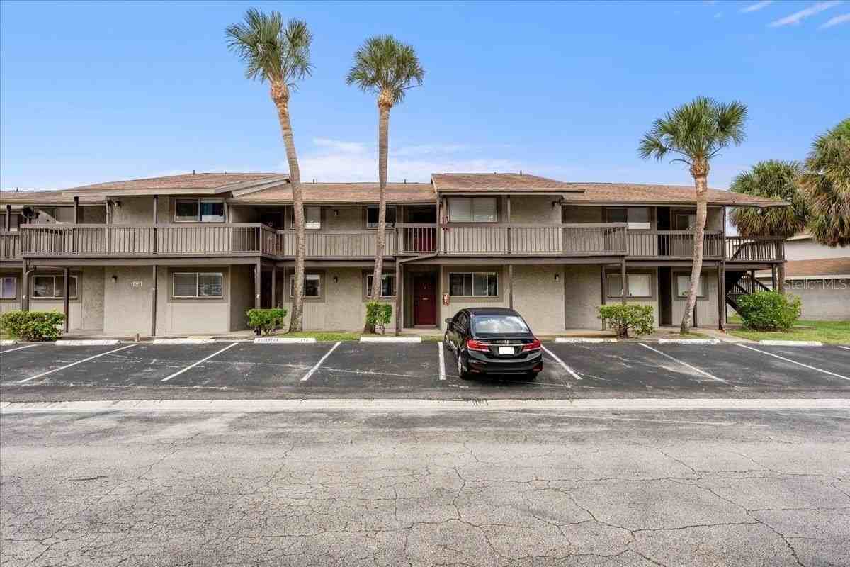 6332 Newtown Cir #32B5