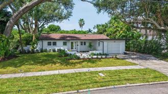 800 Cordova Blvd Ne - Photo 1 of 1