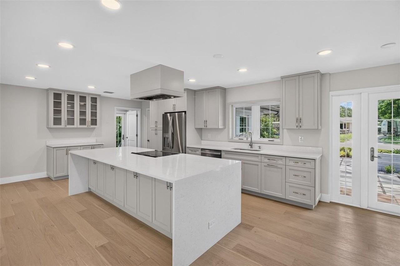 800 Cordova Blvd Ne - Photo 5 of 45