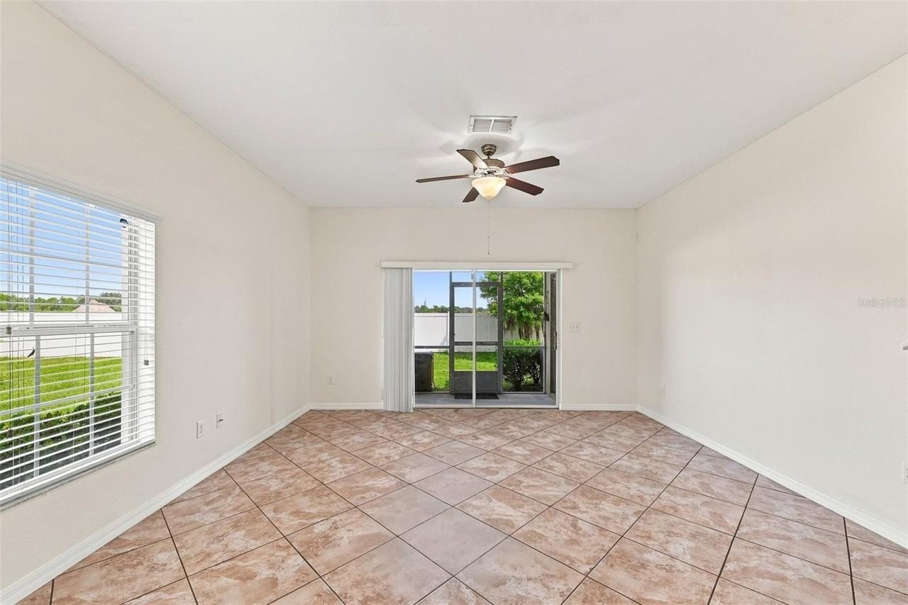 31141 Claridge Pl - Photo 5 of 34