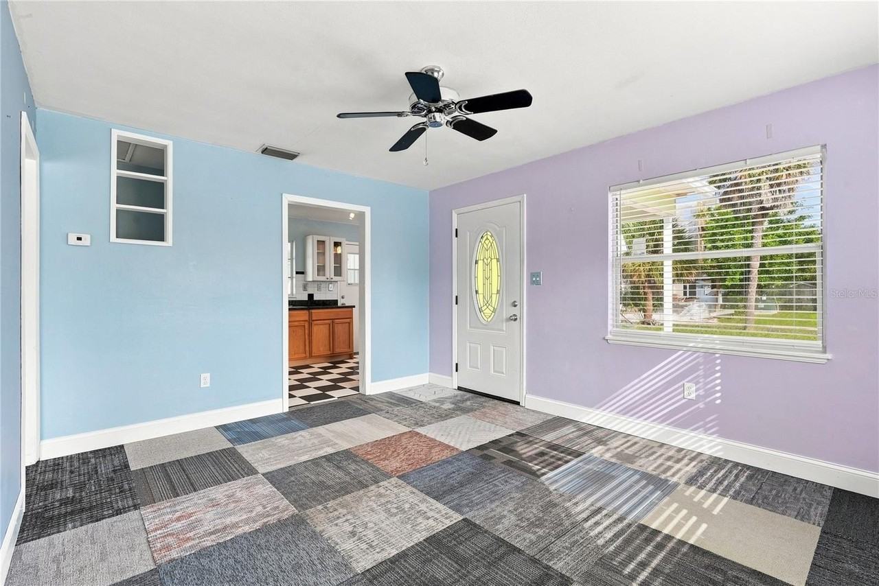600 79th Ave - Photo 3 of 35