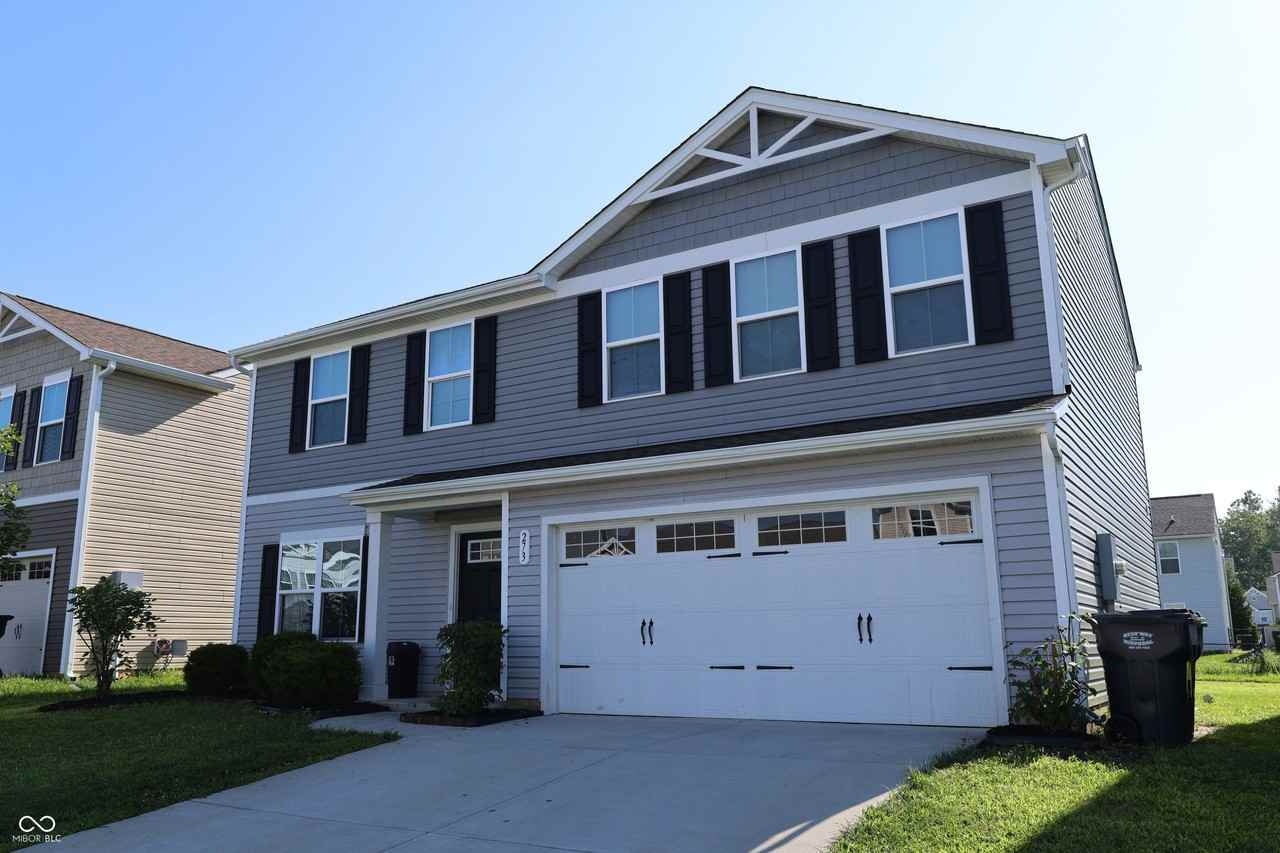 273 Campus Ln - Photo 3 of 4