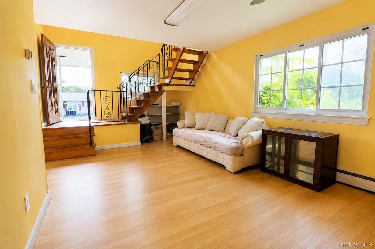 19 Balin Ave - Photo 2 of 12