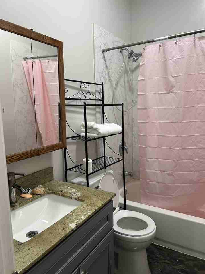 Wanda St - Photo 4 of 17