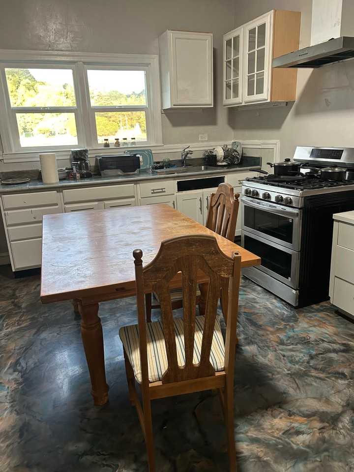 Wanda St - Photo 6 of 17