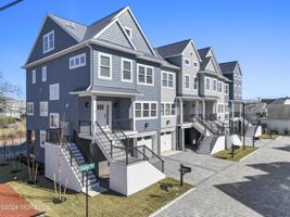 featured image of 95 Bay Ave #6