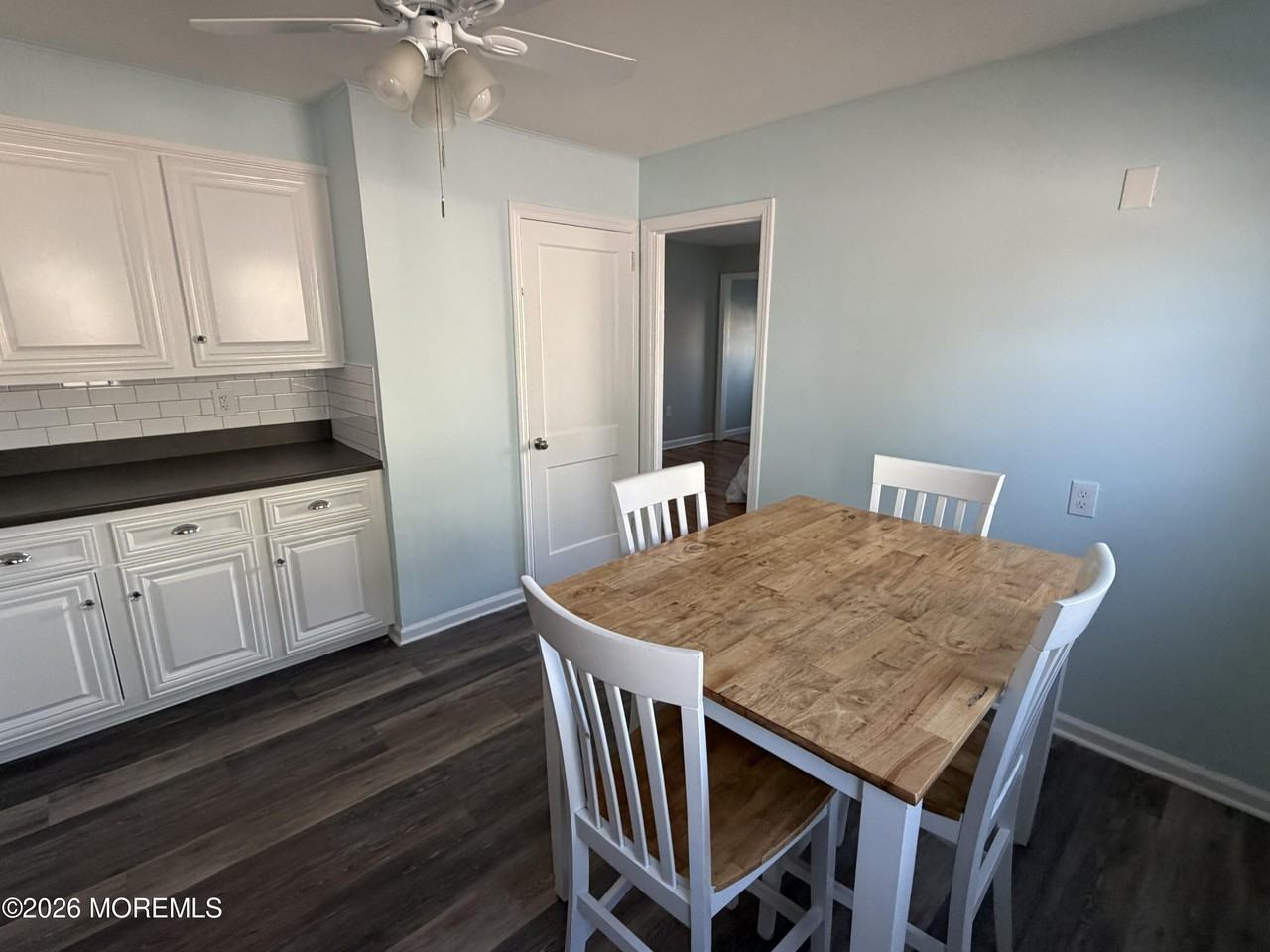 49 Ridge Pl - Photo 4 of 9