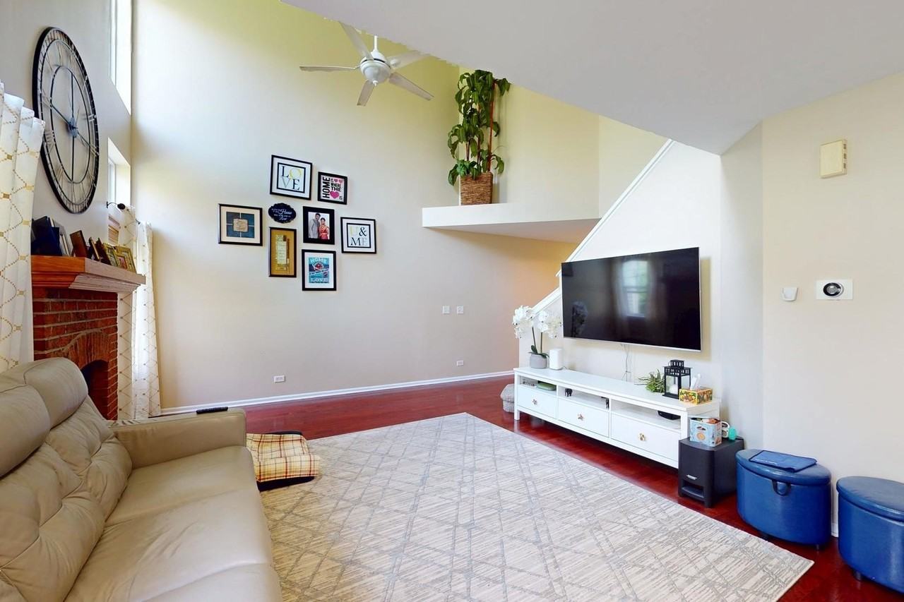 2890 Ashling Ct - Photo 5 of 27