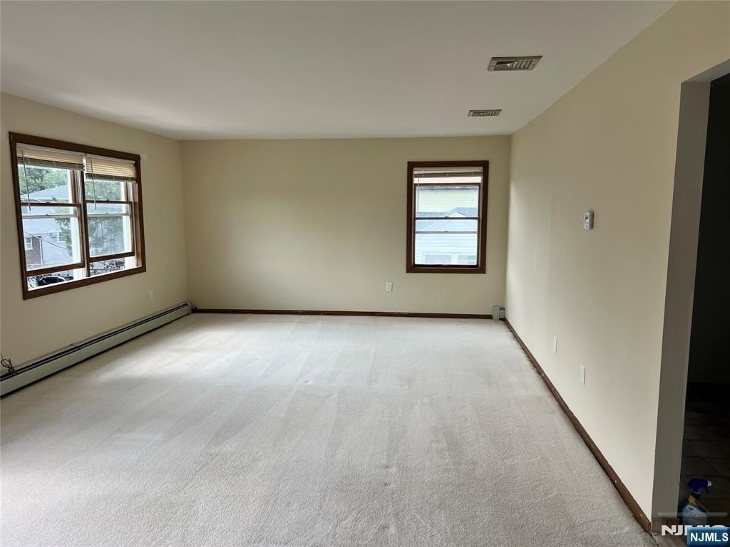 364 Chestnut Ave #2 - Photo 4 of 19
