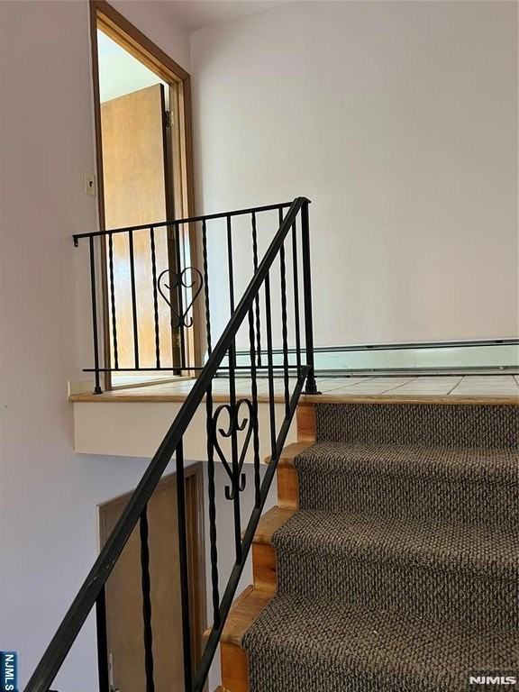 364 Chestnut Ave #2 - Photo 7 of 19