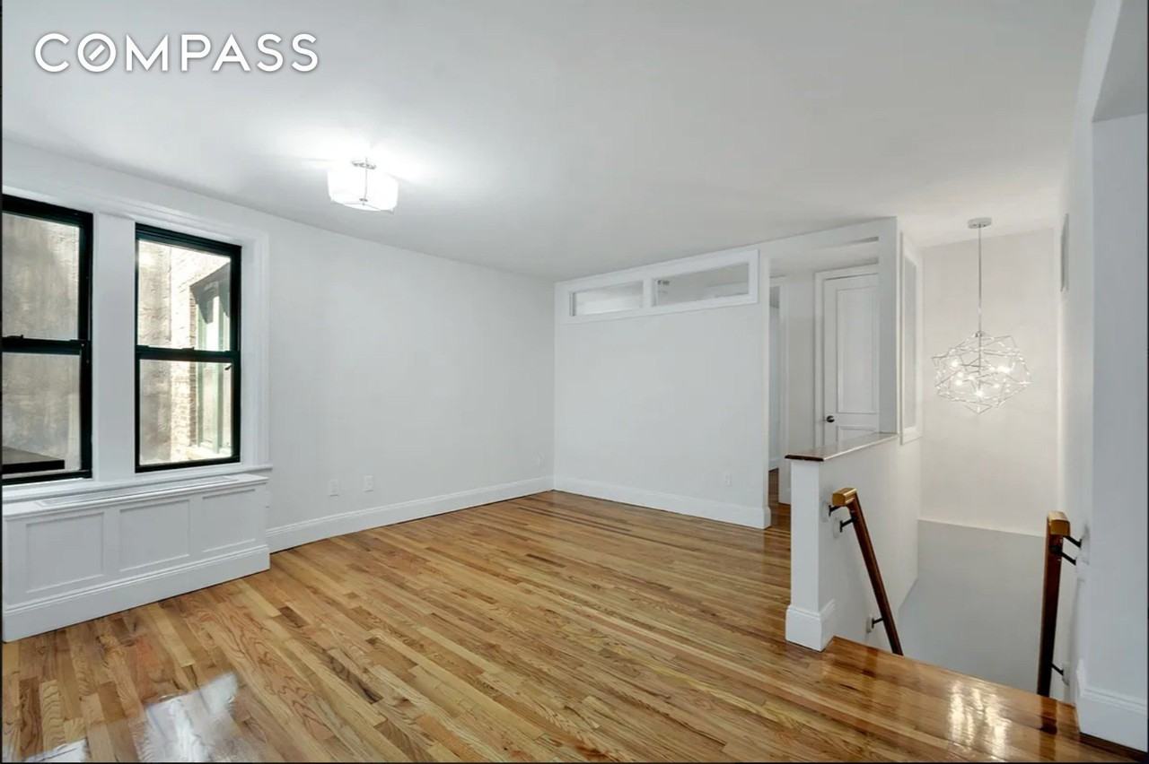 226 E 70th St #1C - Photo 3 of 17