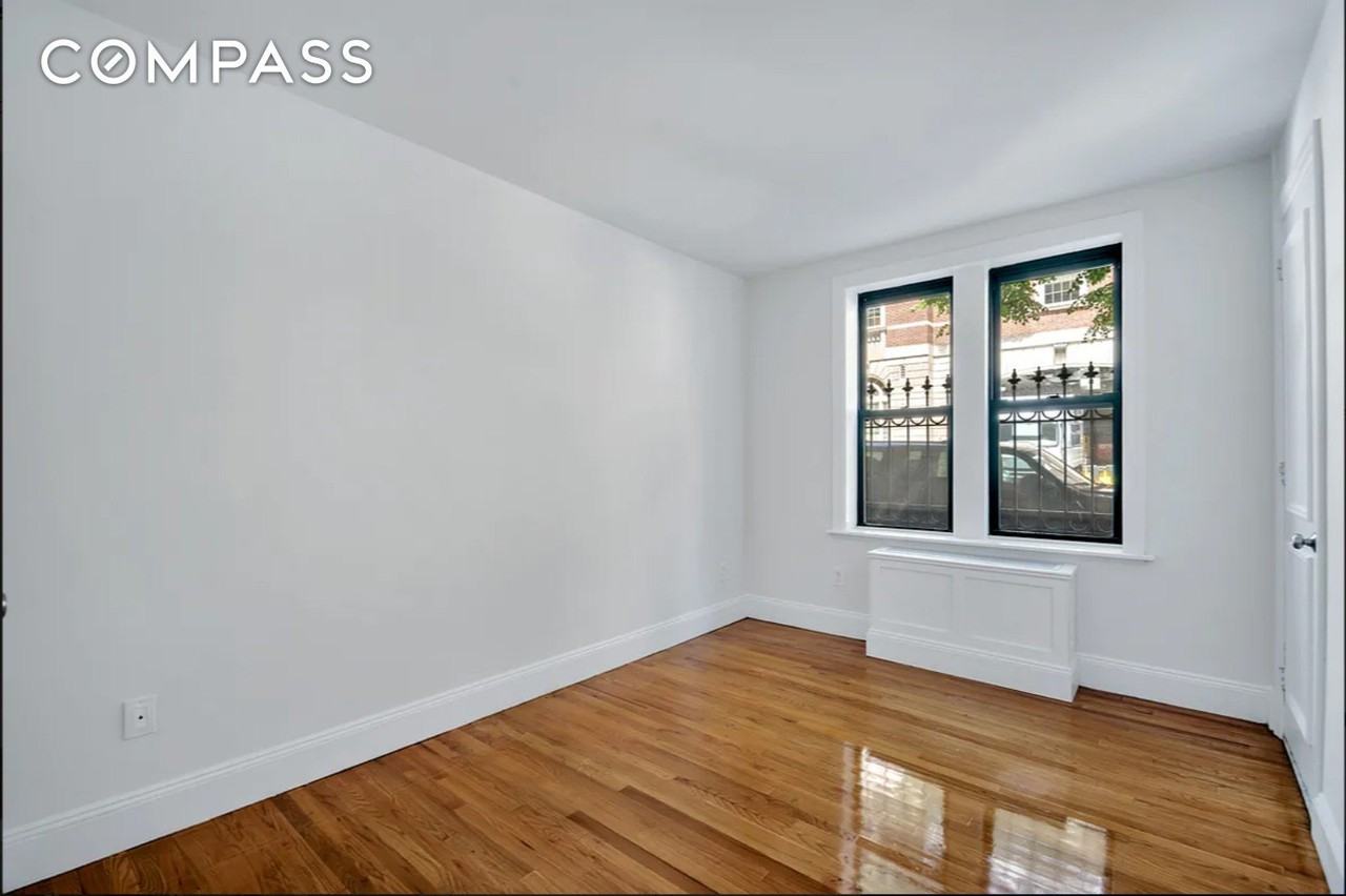 226 E 70th St #1C - Photo 5 of 17