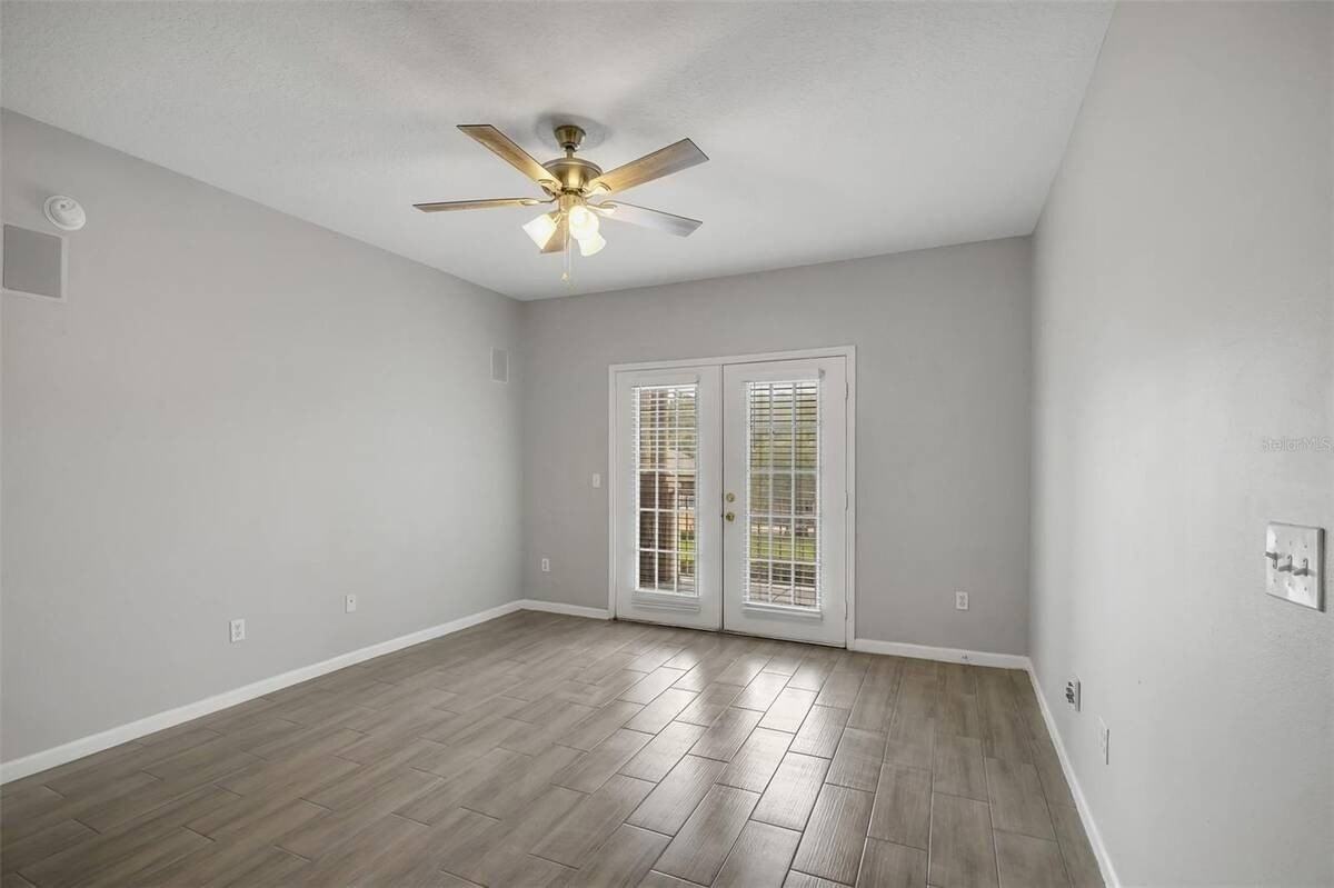 14316 Fredricksburg Dr #518 - Photo 4 of 18