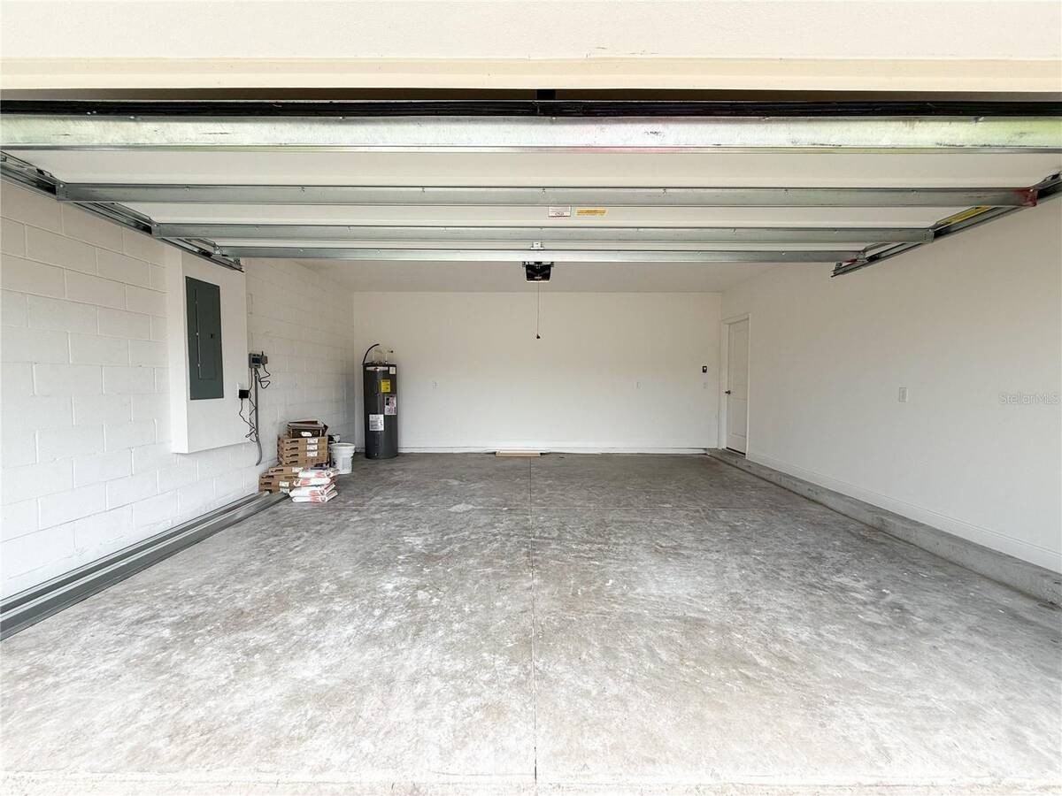4152 Sagefield Dr - Photo 3 of 17
